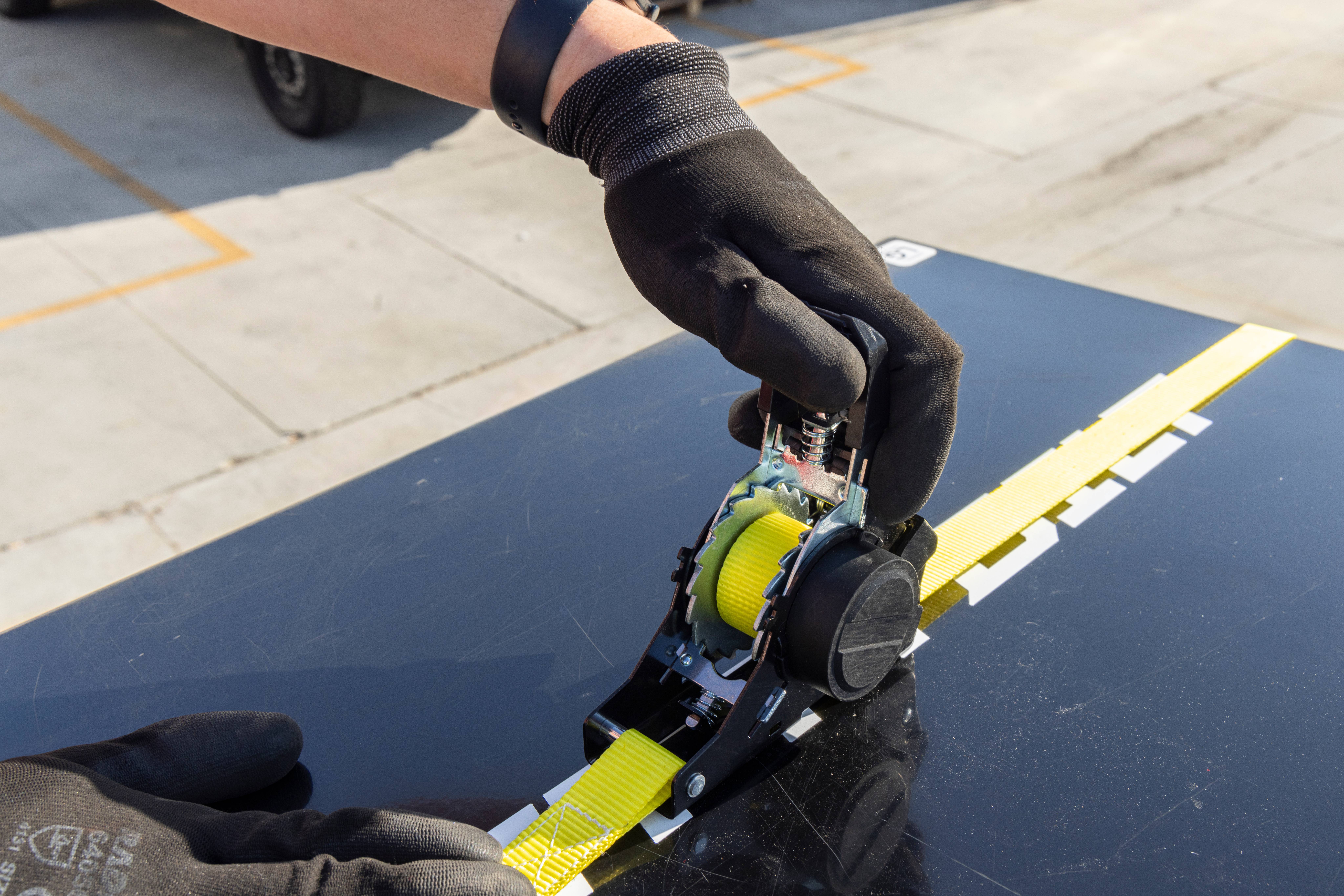 1″ x 10′ Retractable Ratchet Straps (Pair)