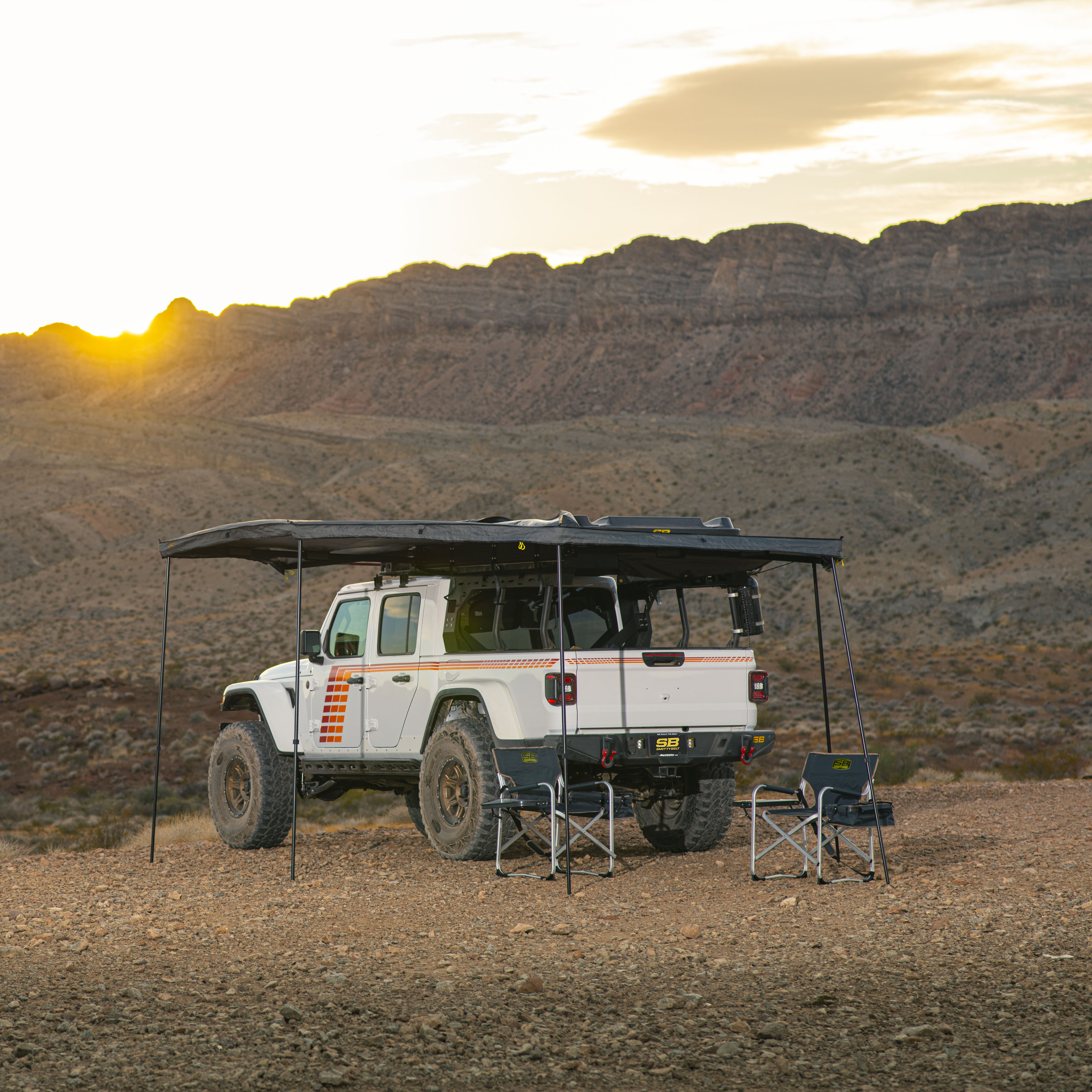 Overlanding 270 Degree Awning – Driver Side view 16