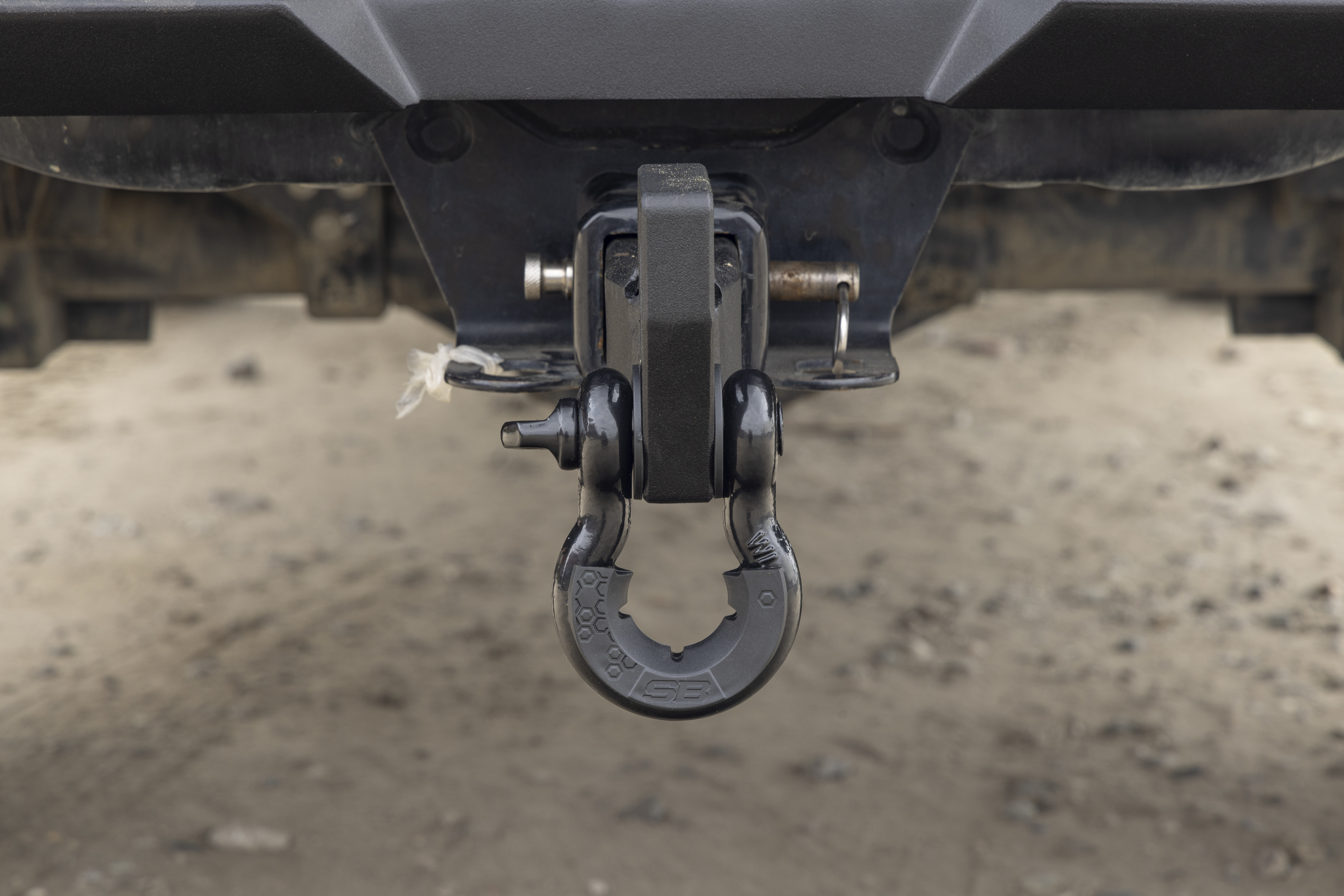 Hitch Recovery Hub – Fits 2″ Receiver – Black view 2