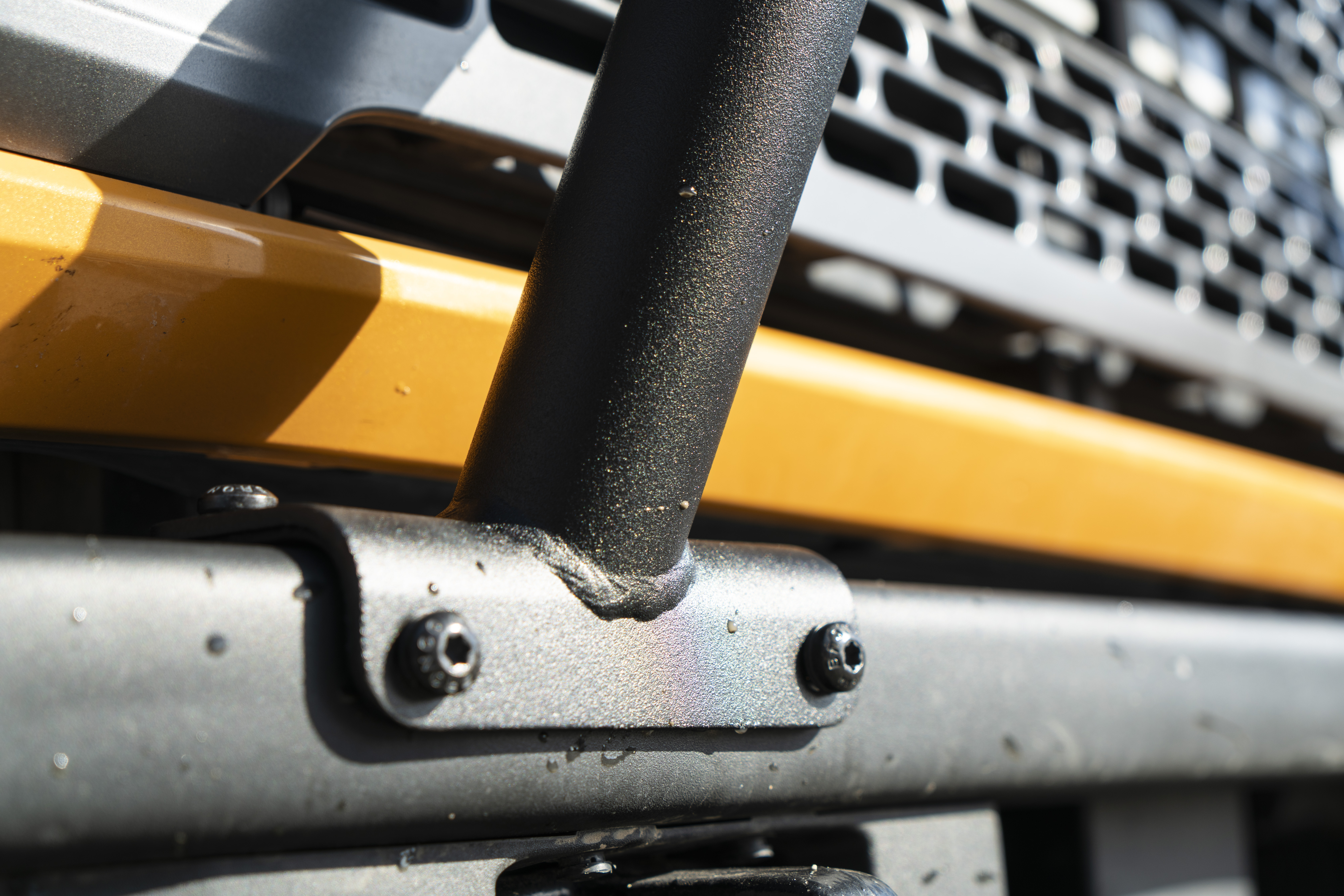 Front OEM Overider Bar (21+ Bronco) view 3