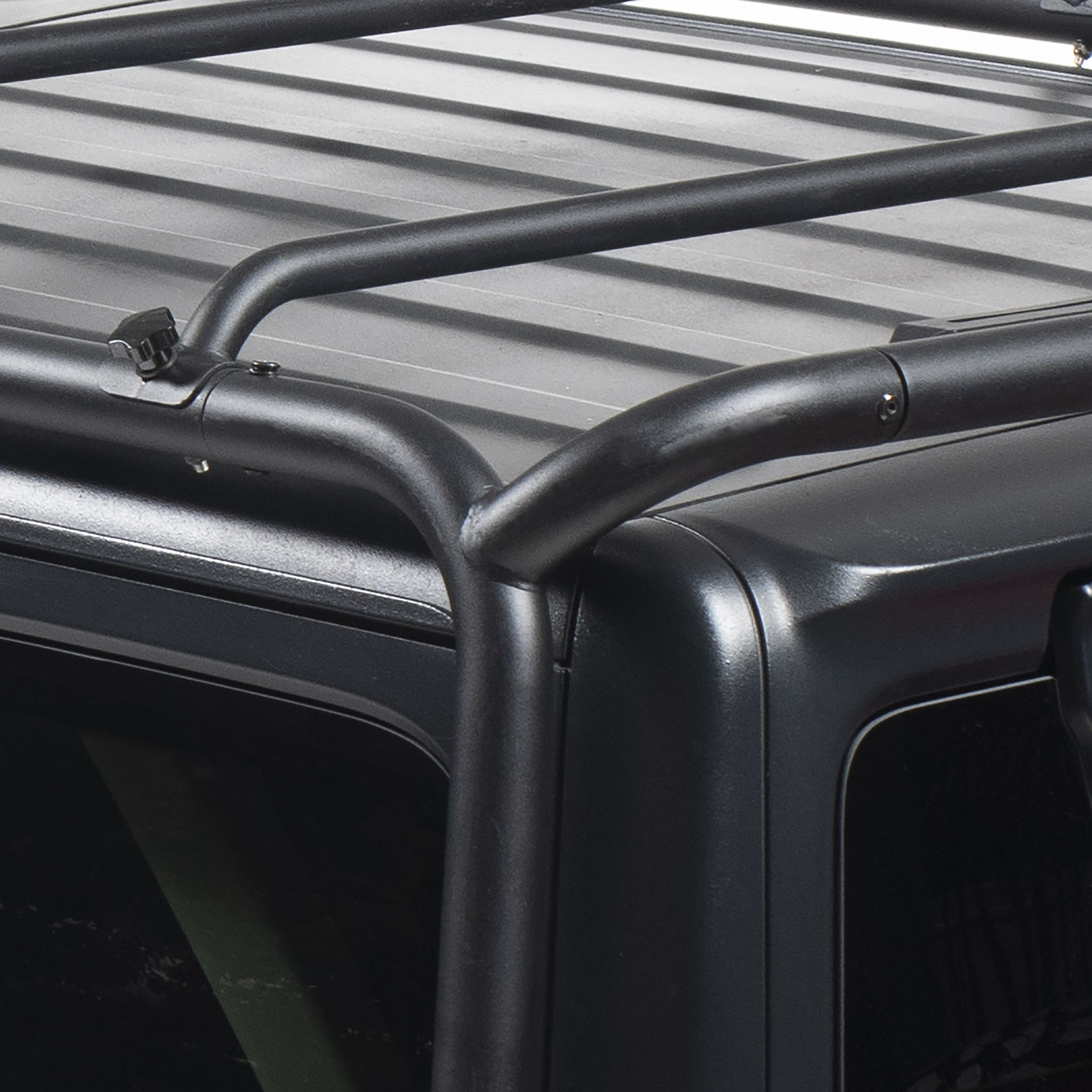S/B SRC Roof Rack JLU 4DR view 5