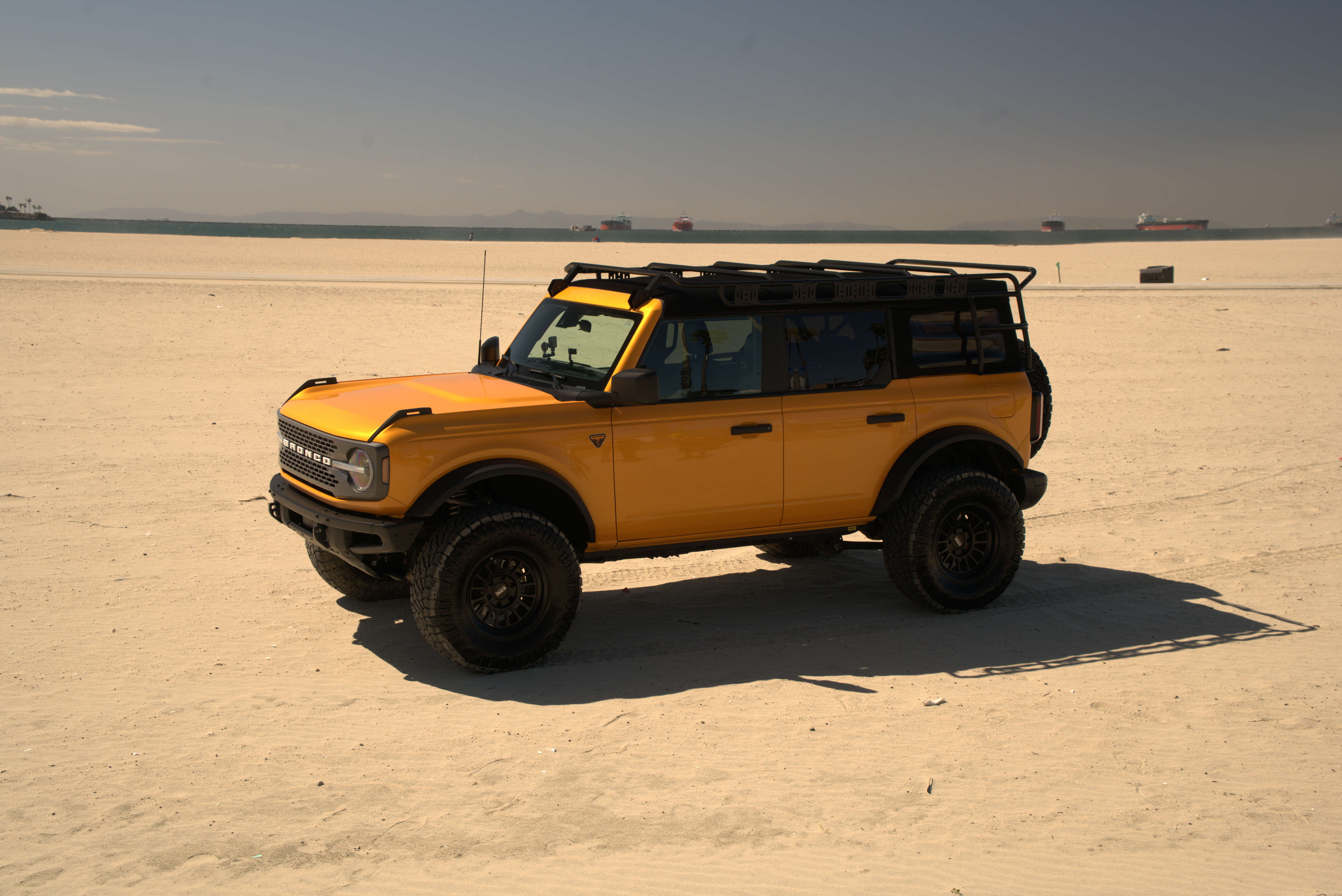 SRC Roof Rack – Textured Black (21+ Bronco 4DR) view 2