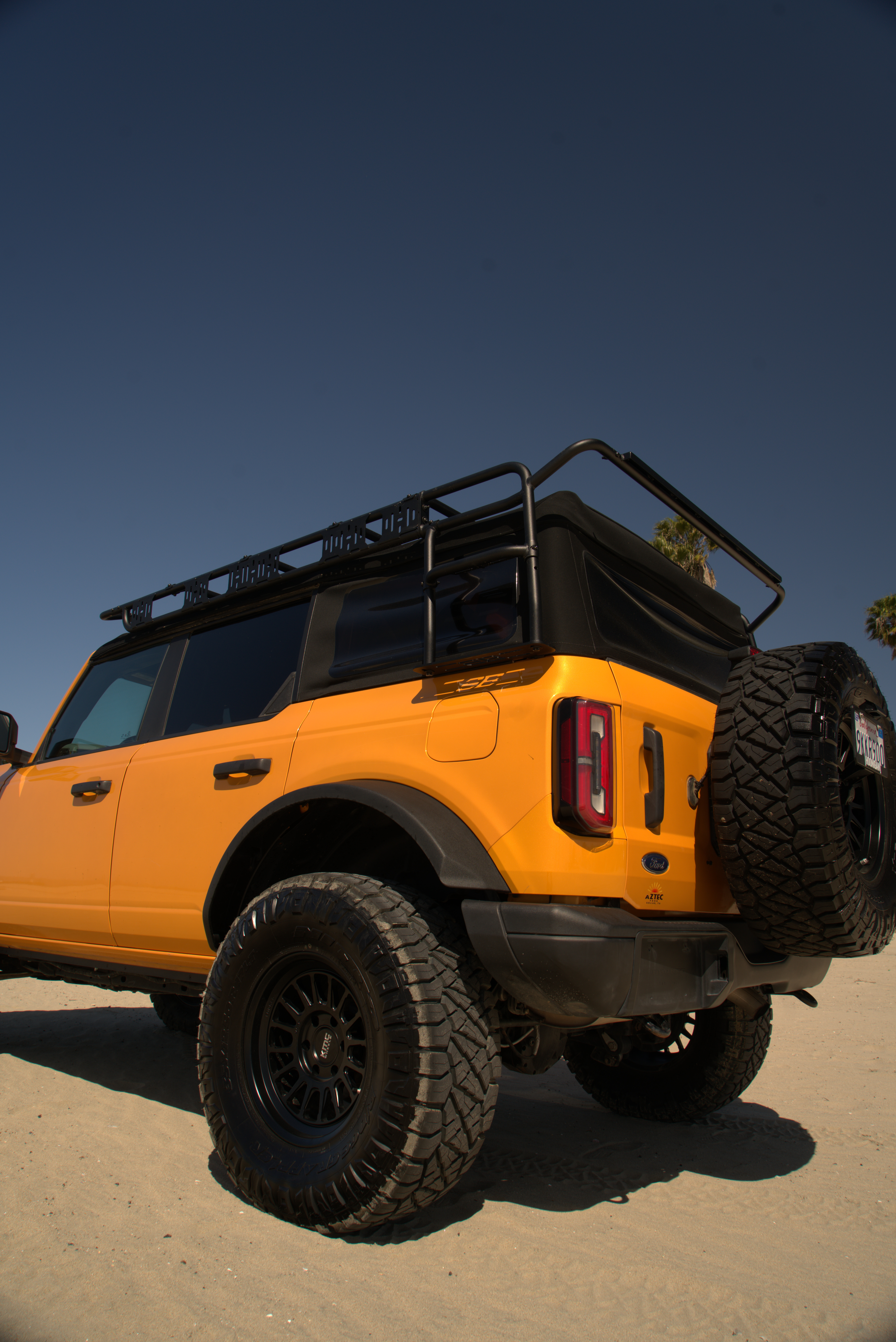 SRC Roof Rack – Textured Black (21+ Bronco 4DR) view 4