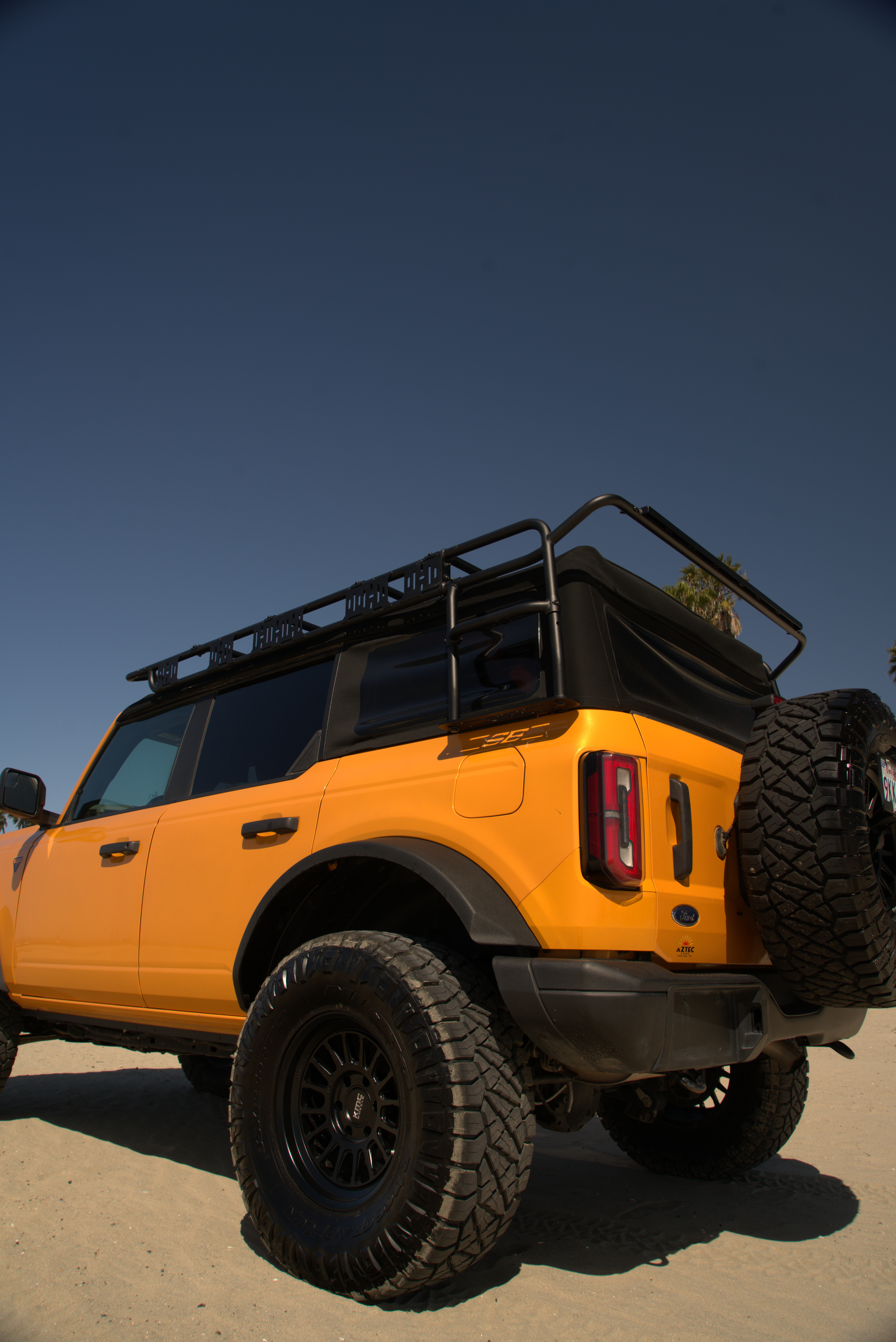 SRC Roof Rack – Textured Black (21+ Bronco 4DR) view 6