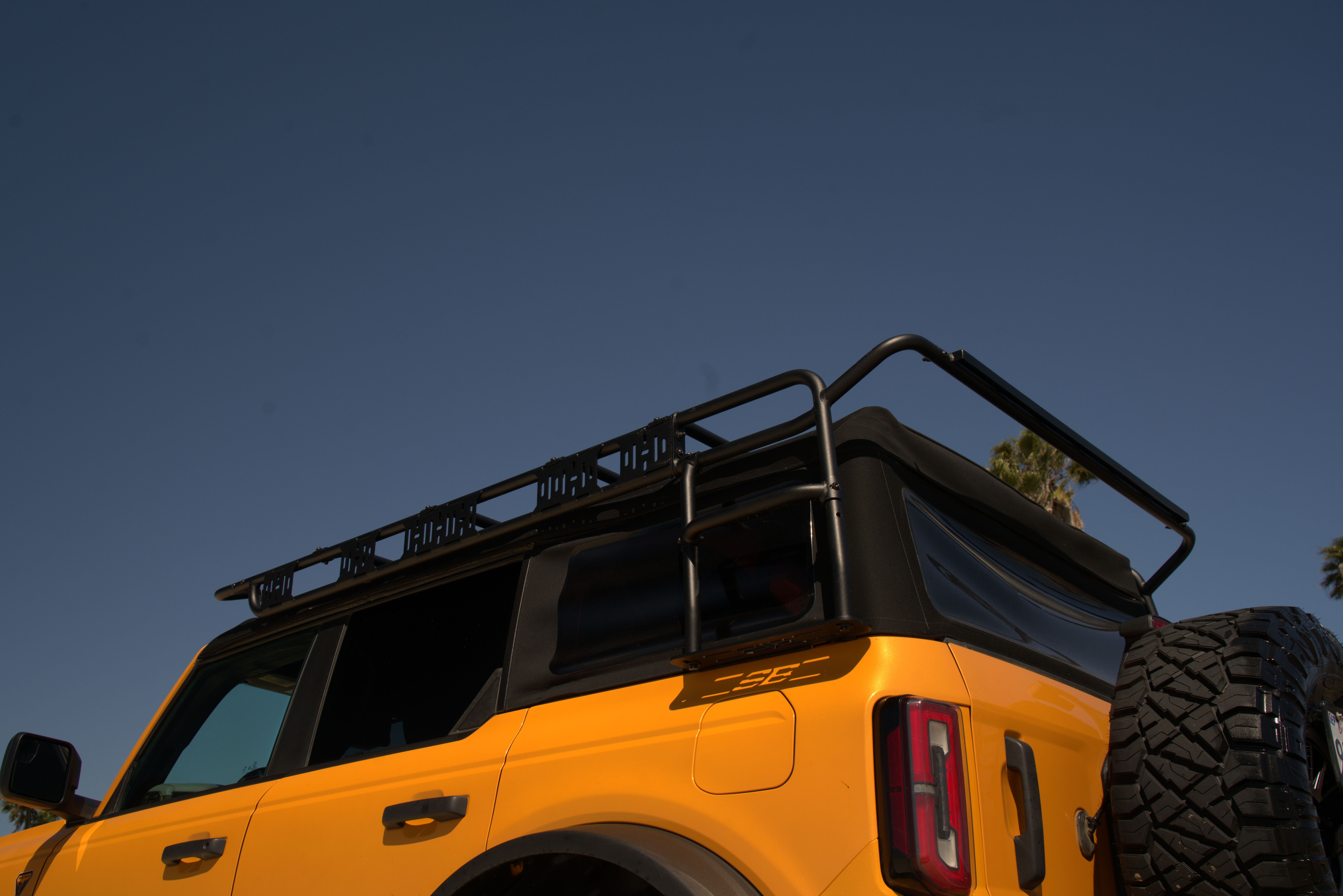 SRC Roof Rack – Textured Black (21+ Bronco 4DR) view 7