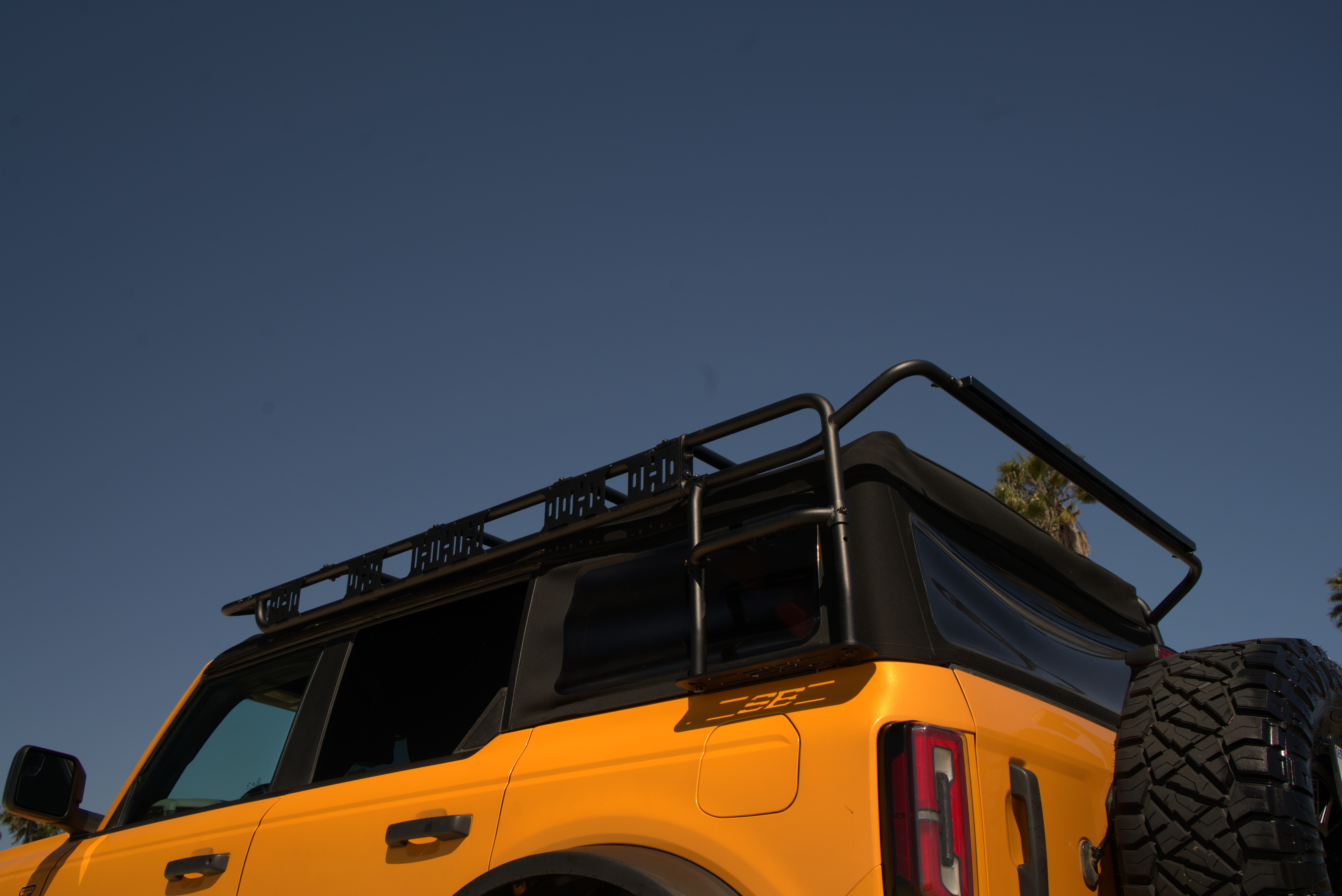 SRC Roof Rack – Textured Black (21+ Bronco 4DR) view 8