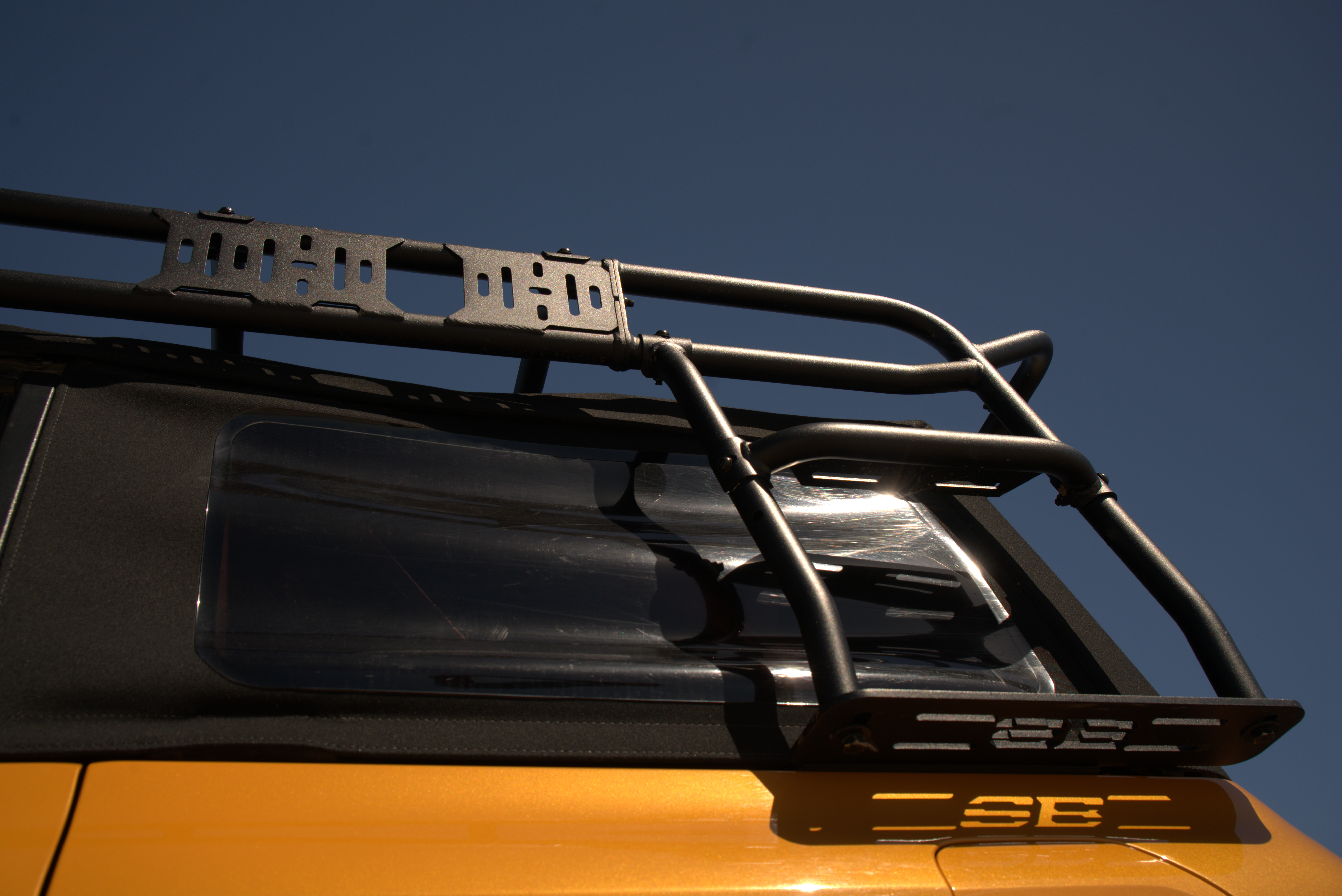 SRC Roof Rack – Textured Black (21+ Bronco 4DR) view 9