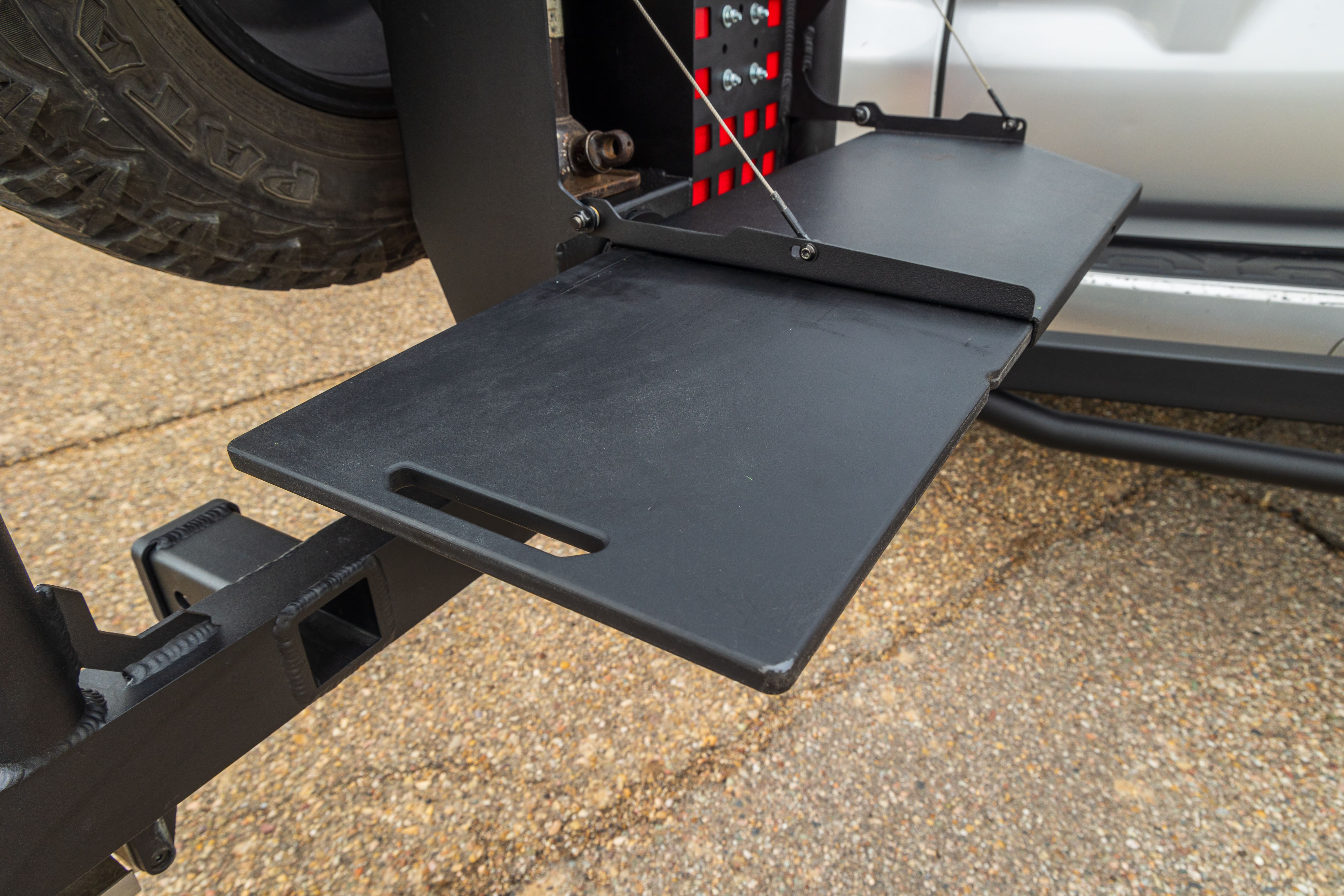 Defender Hitch Mounted Swing-Out Tire Carrier view 4
