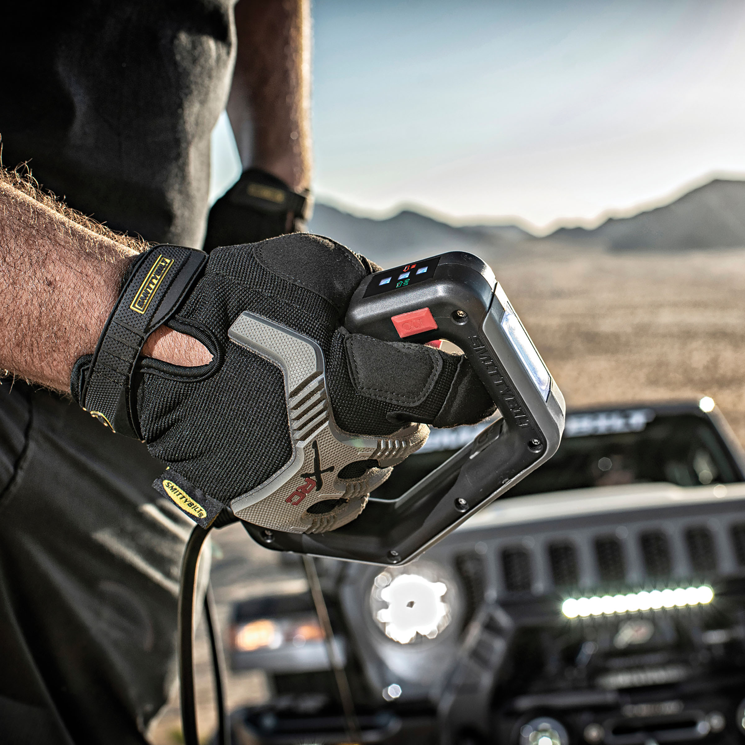 XRC Gen 3 12,000lb Comp Winch w/ Synthetic Rope view 15