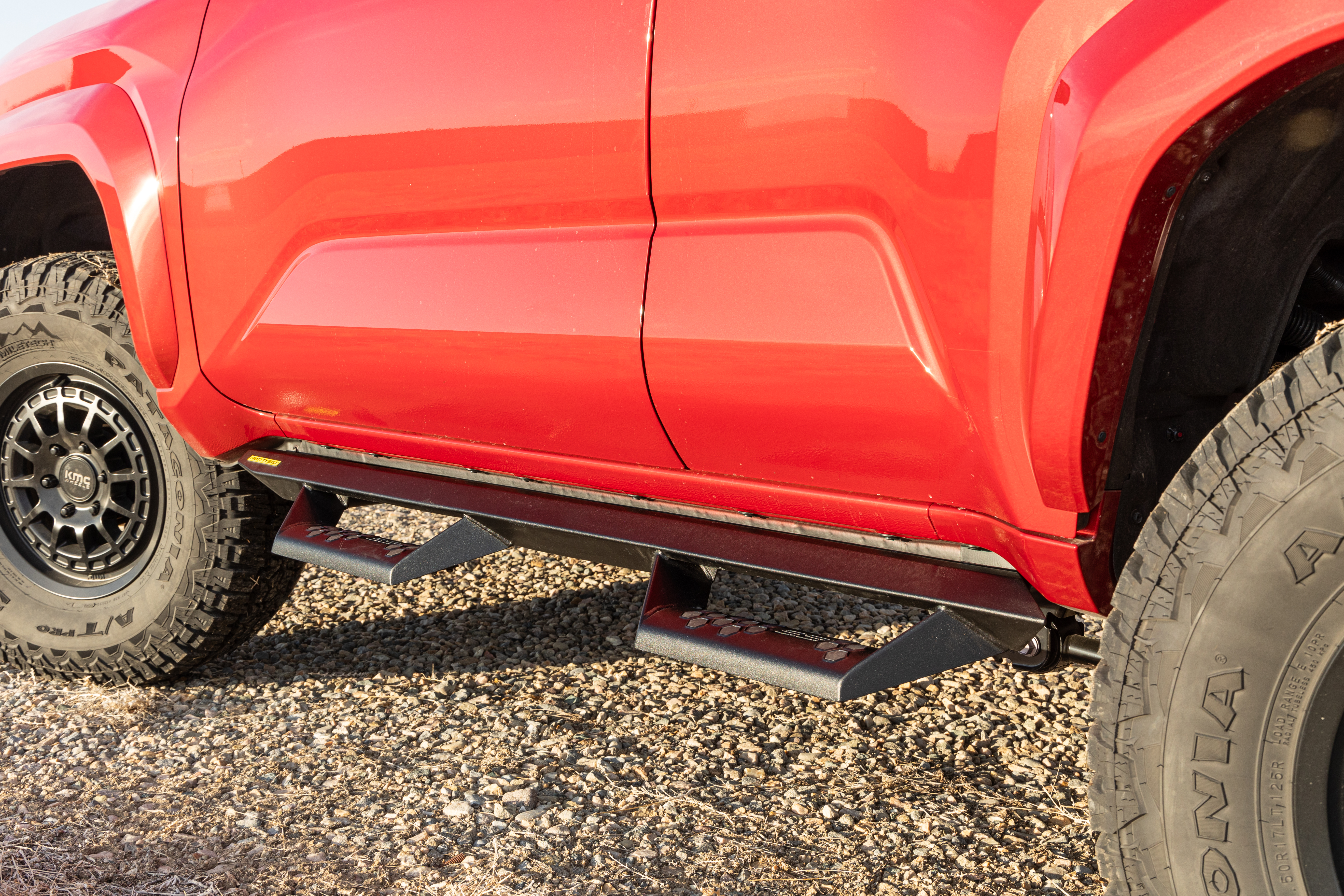 Angular Drop Steps – Textured Black (25+ Toyota 4Runner) view 2