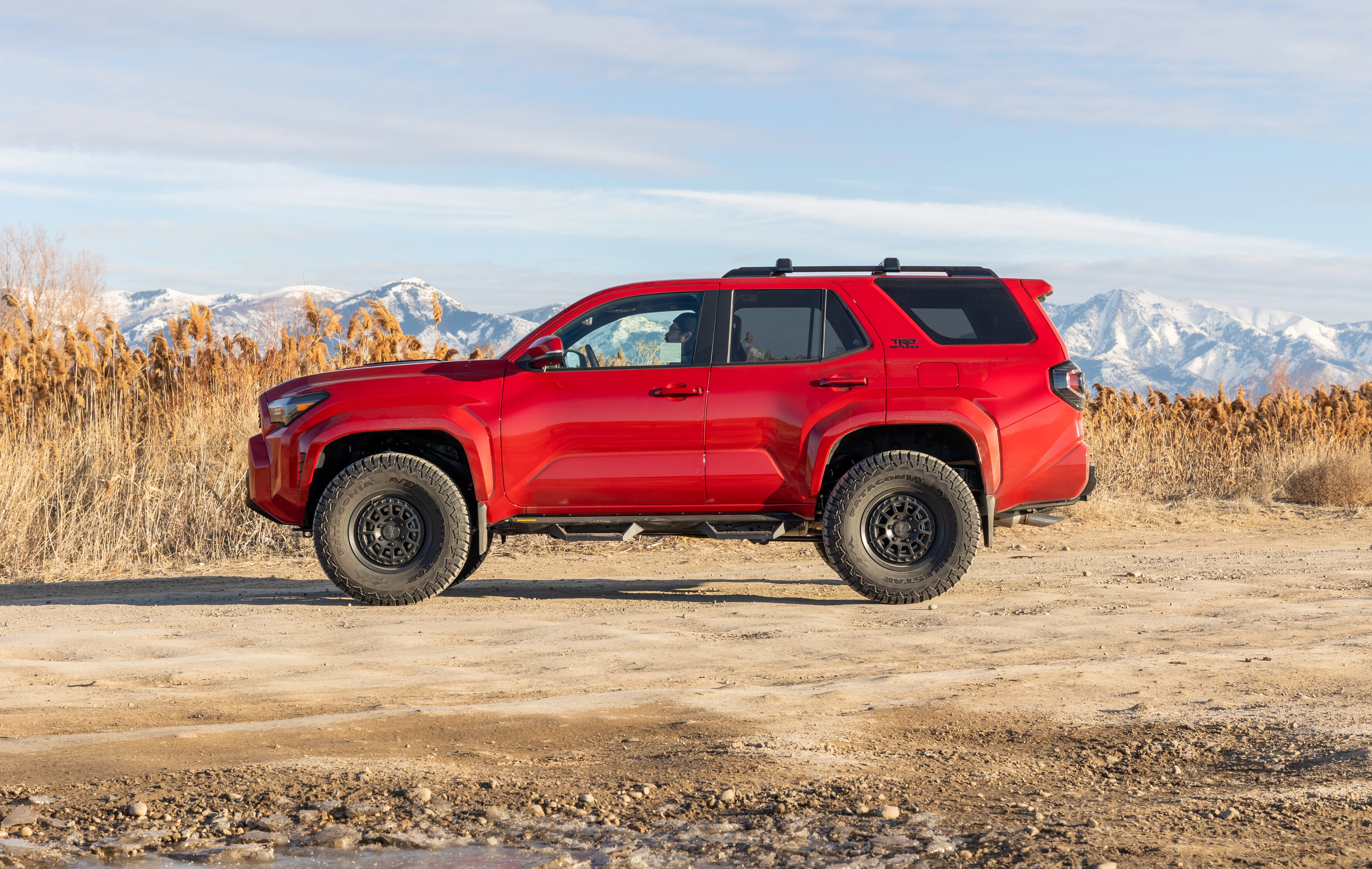 Angular Drop Steps – Textured Black (25+ Toyota 4Runner) view 9