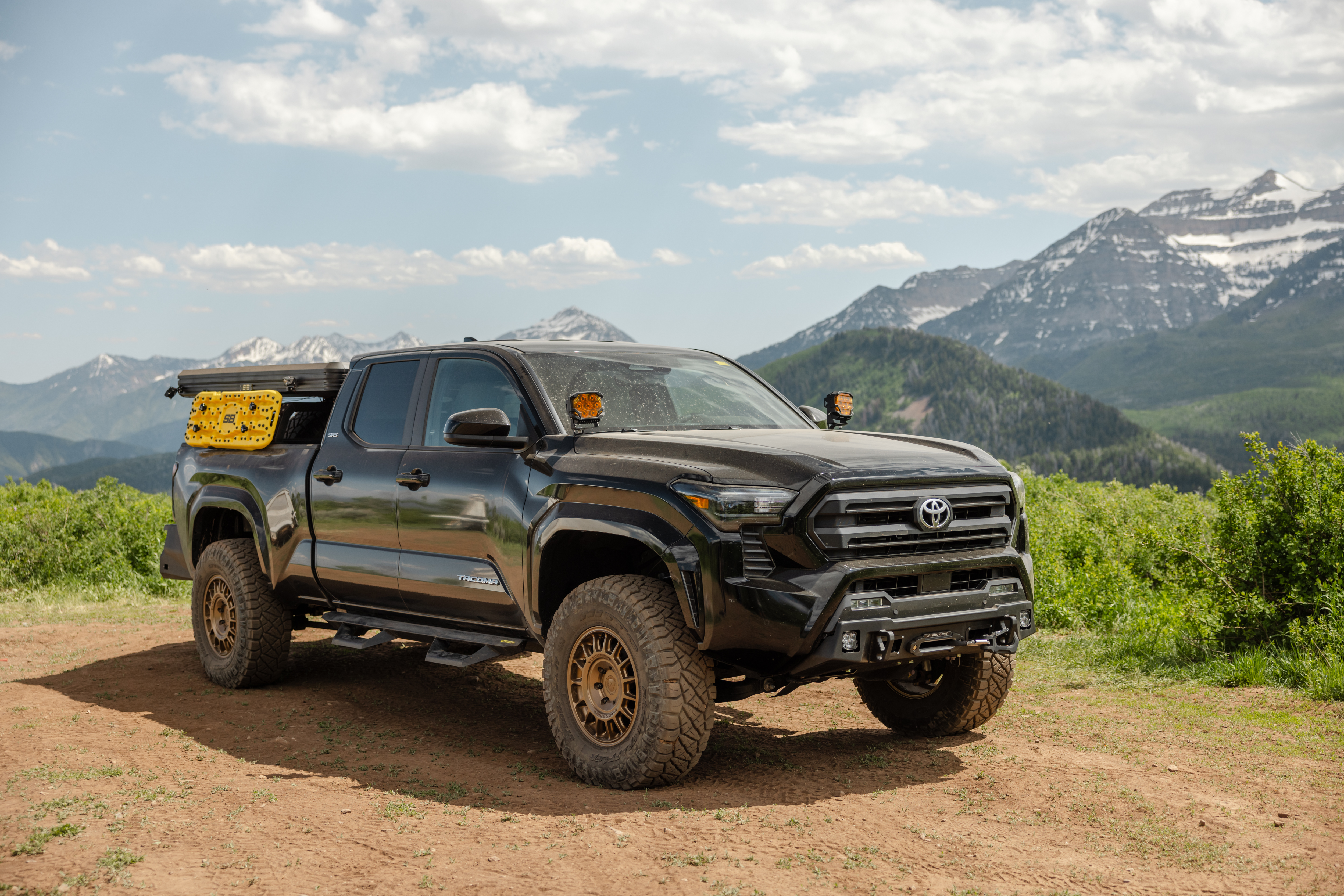 Angular Drop Steps – Textured Black (24+ Toyota Tacoma) view 3